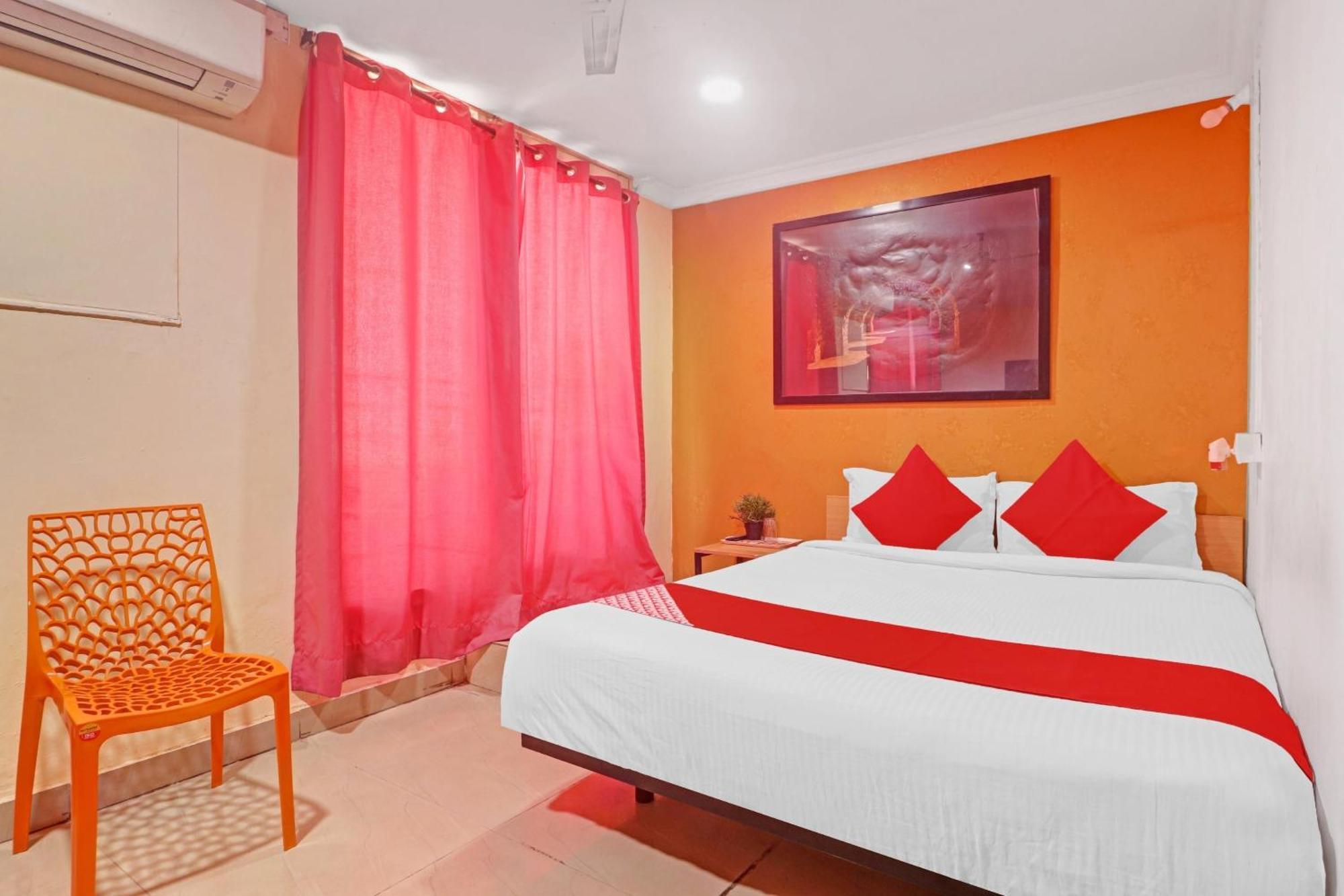 Hotel O New Lakeview Palace Haiderabad Buitenkant foto